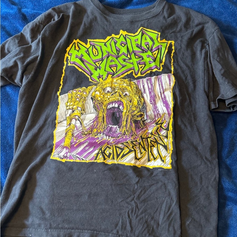 Graphic Monster T-Shirt in Black and Yellow